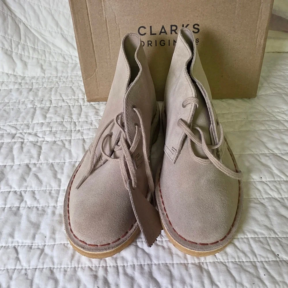 Clarks desert boot